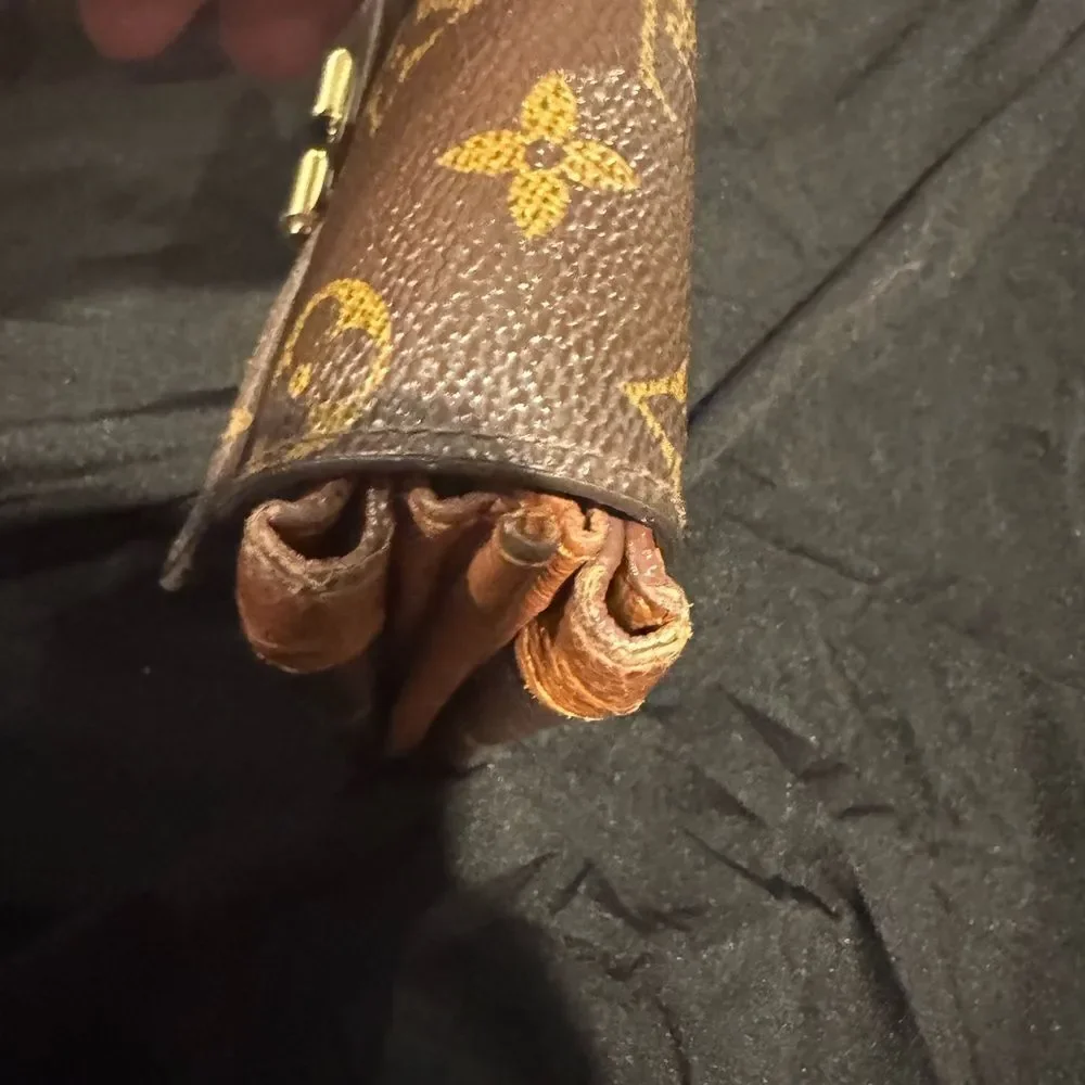 Louis Vuitton Brown Monogram Elysee Wallet - Picture 8 of 11